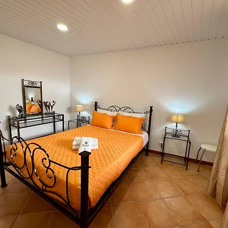 Holiday home Best 106 - A Casa Amarela Atouguia Da Baleia