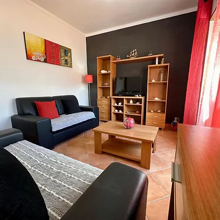Best 106 - A Casa Amarela Holiday home *